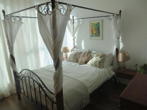 Studio Apartment - Skycourts